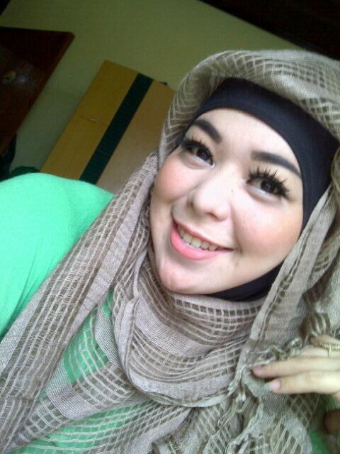 Demmi Putri Buchari tweet media