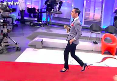 Colmenero's tweet photo. Bueno, un placer, Me voy del país. España ya no es lo que era. #myhyv http://t.co/VkwRNXjl2a