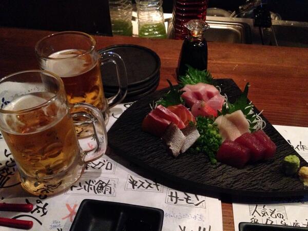 chan_shon's tweet photo. 飲むぜ飲むぜぇー！！！*\(^o^)/* http://t.co/8Ve6tOz1lQ