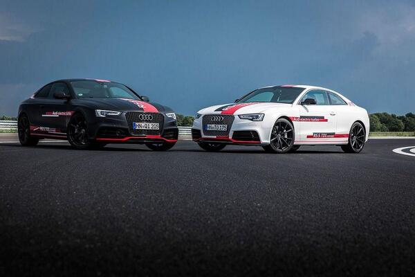 DirectionAssist's tweet image. Pour fêter les 25 ans du #TDI, #Audi prépare une #RS5 TDI de 385 ch ! speedfans.fr/2014/05/30/aud…