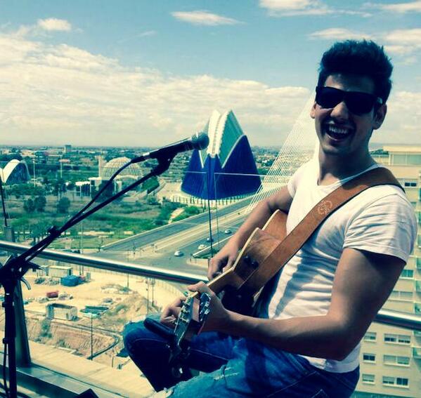 dvicio_missis's tweet photo. Todo listo!!! Nos vemos luego? http://t.co/tqEUYak8sw