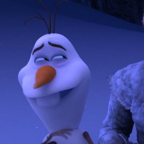 OnDisneysFrozen's tweet photo. That fake laugh you do when you have no idea what someone just said to you 😂 http://t.co/NFI7G8Q2mb