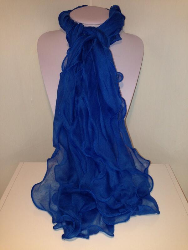 GlitzintheBag's tweet photo. Brrr there's a bit of a chill in the air today! Might be the reason behind these beauties flying out today #fashion http://t.co/XyYdMIUhzh