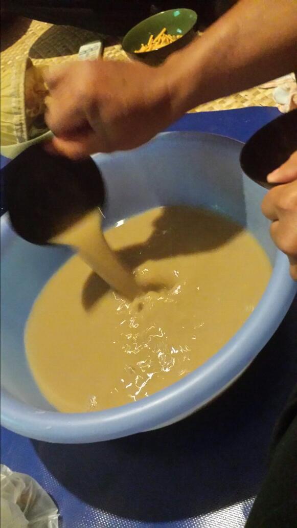 Taki taki. wai Ni vanua! !. Cheeky mix before bed.. #kava #yaqona .. just what u need after tough game!. 😆