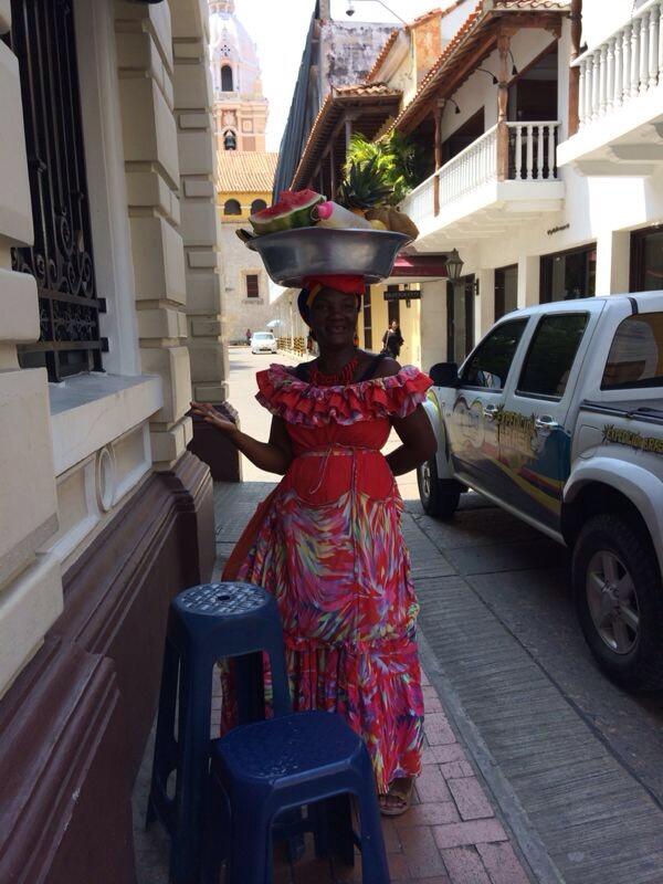 #FruitVendor #StreetStyle #Cartagena #Colombia #Happiness #Pride #Beauty 👌💙