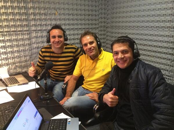 mario_sabato's tweet photo. El lujo de tener con nosotros a @santiagoboter13 en la transmisión del #GiroxESPN !!! http://t.co/GIGw0eit0Z
