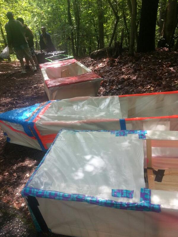 Cohen_mathnerd's tweet image. Lined up and ready to race! #macSTEM #kayaklaunch14 #ibmyp @MacArthurAACPS @AACountySchools