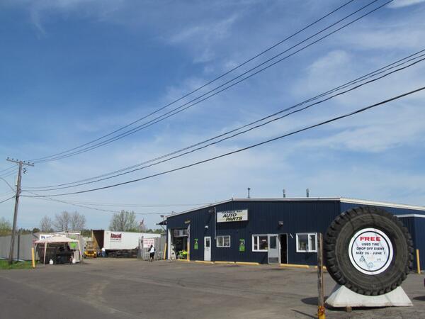 Tbauto's tweet image. #BBQ is ready,bring down your unwanted tires #tiretakeback @SunshineFound @RethinkTires &amp;amp; support @uwaytbay #tbay