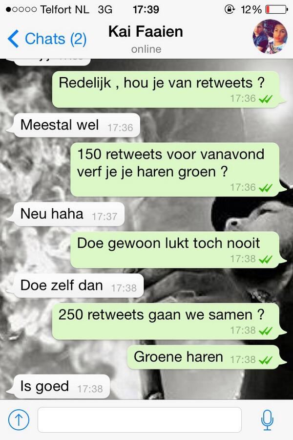 YoungBelg's tweet photo. Bij 250 retweets verven ik en kai onze haren groen @Kaaii_F !!!! 💶 http://t.co/xRDqvdC1YG