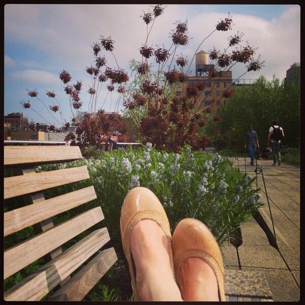 Livin the high life on the High Line @glamourmag #flatsfriday #flatsareback #flats #shoefie #shoelover #ShoesToLiveBy