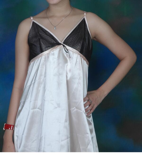 satinbutik's tweet photo. Jual Baju tidur bahan satin silk..free size fit L... harga Rp. 95 ribu... order sms ke 083811049818 http://t.co/YAopLmUAGt