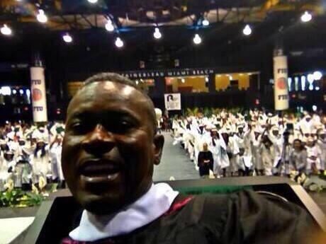 caution_zoe17's tweet photo. Our Principle Took A Selfie With Us At Graduation I'm Going To Miss Mr Lewis 💯💯💯✊#CoolestPrinciple http://t.co/Pc6KDPaj5X