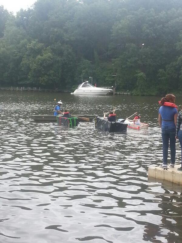 Cohen_mathnerd's tweet image. Races are under way!! Let's go! #macSTEM #kayaklaunch14 #ibmyp @MacArthurAACPS @AEchoEnvEdAACPS