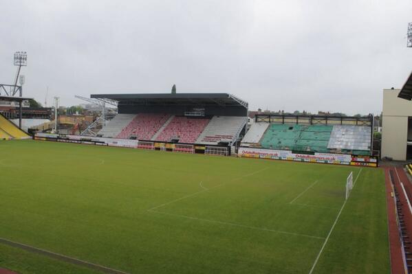 New stand taking shape at vicarage road. #watfordfc #twitter92