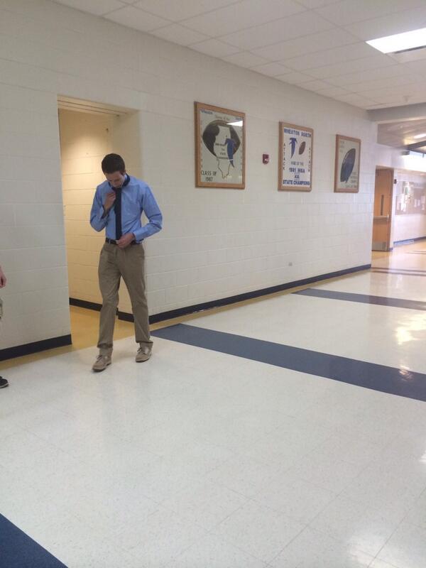 ETPforPresident's tweet photo. Here I am emerging in my clothes for the #commercial #ETP http://t.co/Us6mDRGwW7