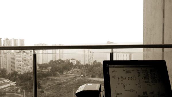 Mistertted's tweet photo. Así da gusto hacer el TFG! http://t.co/rT8iy1oeVH