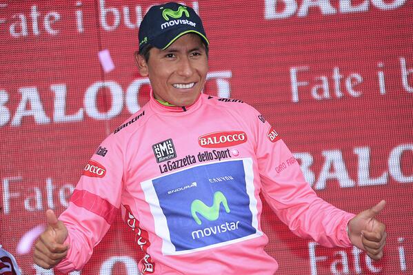 elespectador's tweet photo. Nairo Quintana dio un paso decisivo para ganar la ‘maglia rosa’ http://t.co/dju5J5sj8v http://t.co/kZdNAim0Nk