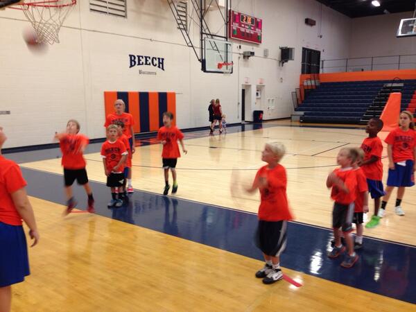BeechHoops's tweet photo. Shooting League Championship! #K3Camp #gobucs http://t.co/mvzuFTGJ3Y