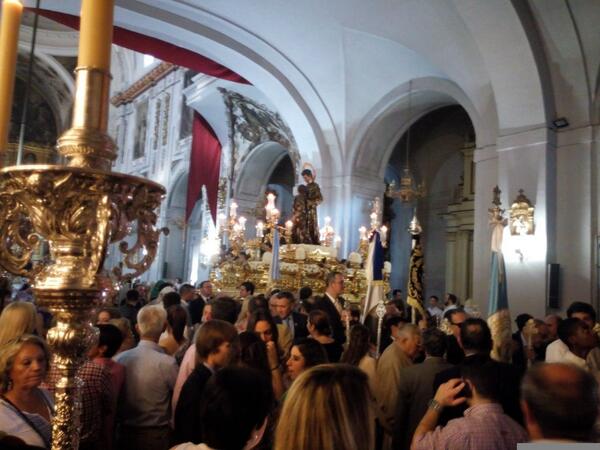 Nuestro Titular San Juan Bosco, listo para su salida procesional.

<a href="/MAuxiliadoraC/">María Auxiliadora Coronada</a> #SevillaHOY #Trinidad