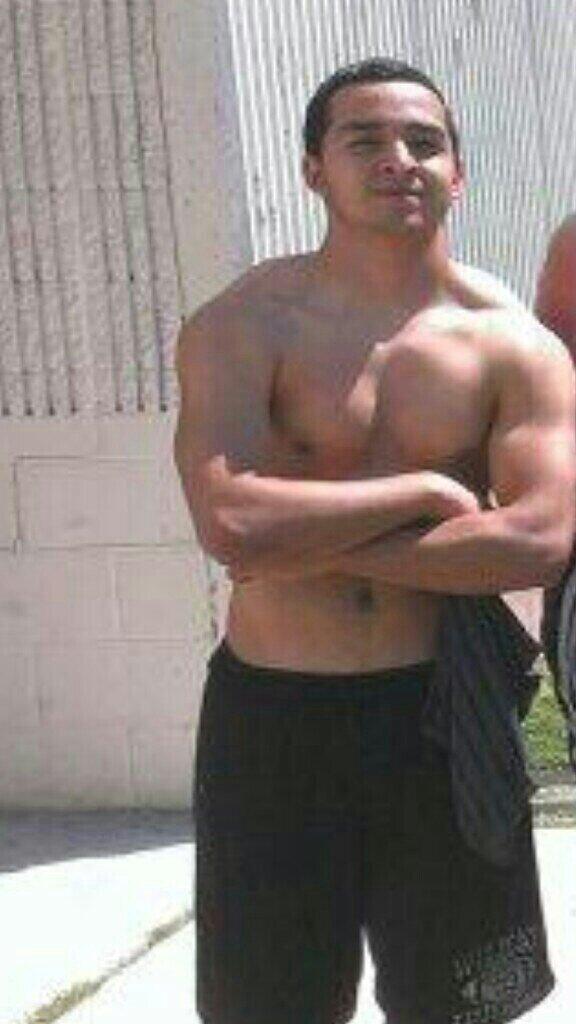 _Jett_Life1's tweet photo. Nigga want traps so bad. http://t.co/8nomT58jJ0