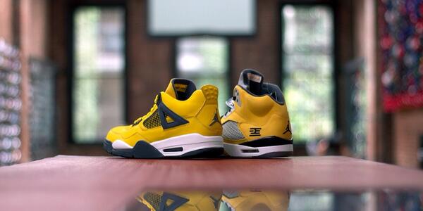 flightclub's tweet photo. #Lightning4 & #Tokyo5. http://t.co/Sf8AqebVsO