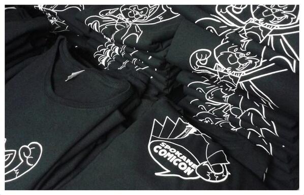 lilaccitycon's tweet image. Exclusive shirts are ready for #spokanecomicon! Available in both Men&apos;s &amp;amp; Women&apos;s sizes at USCBC table 102 main hall.