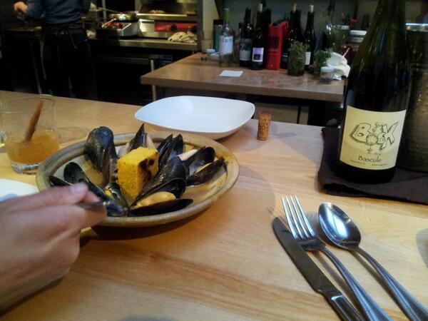 DevenishWines's tweet photo. Bans Island Mussels and natural Carignan!  @VinlandMaine @GoatboyWines http://t.co/BrvBuJ9WBD