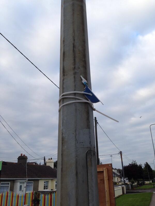 I'm incensed seeing 2 men in a van taking down #le14 posters &amp; making little or no effort to take away the cable ties
