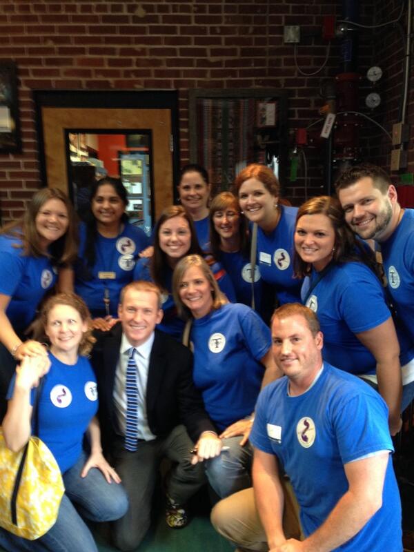 CrabappleMiddle's tweet photo. “@elkinspointe: All smiles @ronclarkacademy ! http://t.co/CfiCbWC2Rb”CMS will represent next week! So fun!