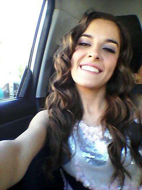 noeliiamorillo's tweet photo. Olee las guapaas! @gloriagallego24 http://t.co/tHDG7HPfYK