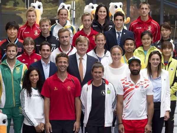<a href="/devos_charlotte/">Charlotte De Vos</a> &amp; Jérôme Truyens with King Alexander of The Netherlands for the opening op the @RHWC2014  #Hockeybe