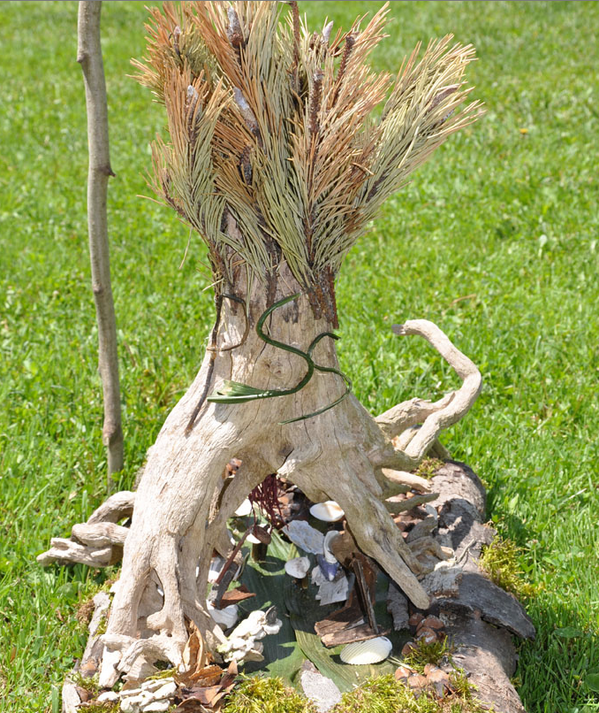FairyHouseMagic's tweet photo. #FairyHouseFriday http://t.co/UArL5qoErH