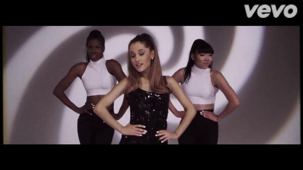 alittlebocagirl's tweet image. OMG It couldn't be more perfect. ily ariana OMG I'm so proud #problemvideoslays @arianagrande