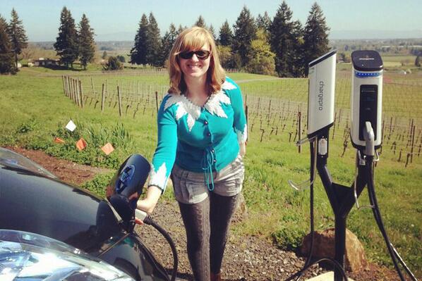dsmckenna's tweet image. The First Public-Sector "Chief Electric Vehicle Officer" in USA @ashleyinoregon @futurestruck govtech.com/transportation…