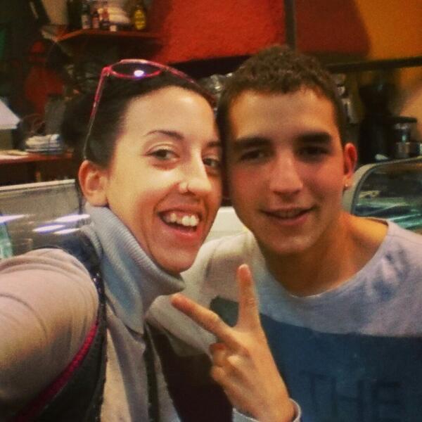 yessikita_4's tweet photo. Con mi xurrissssss
Esperando a su niña y nos vamos pal pueeeeebloooooooo!!!
@rubeen811 http://t.co/zX9FW9Pdmh