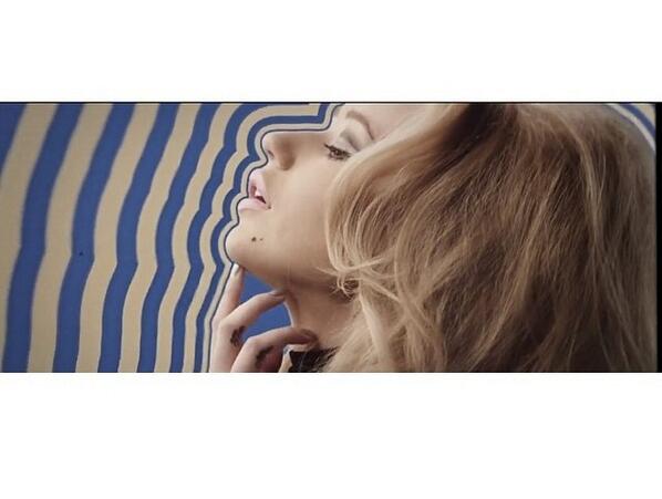 FeliConte1's tweet image. #ProblemVideoOnVevo @ArianaGrande