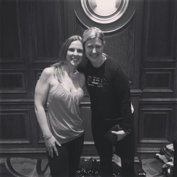 JaneBahneman's tweet photo. #WSSC15th in #miami doing #mybestworkinbarefeet once again! http://t.co/wOmbGr9xah