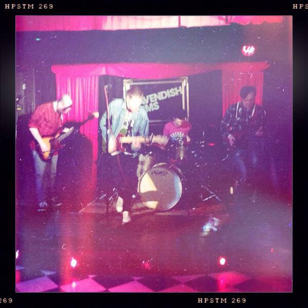 KingPlank's tweet photo. @RedLettersBand Most excellent gig at Cavendish Arms. http://t.co/jlebDGEh98