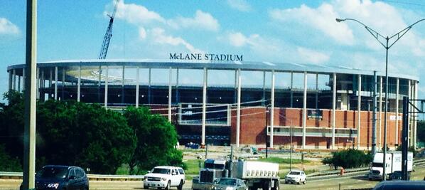 itsmecodi's tweet photo. can't wait💚🏉💛 http://t.co/sLl6Zleosh