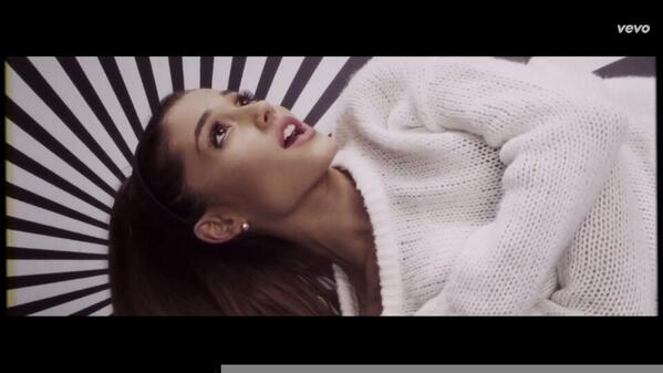 polaroidwithari's tweet photo. But ariana is so gorgeous in the problem video #WatchProblemOnVEVOTonight http://t.co/qK6CXWP9pD