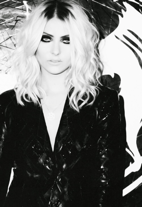 taylorRPGNC's tweet photo. venez rp, je ne mords pas. http://t.co/7mwaFhsliz