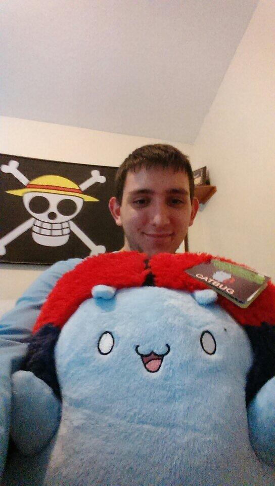JoshDeleon9's tweet photo. @cartoonhangover @BravestWarriors
From #FLY2WIN My catbug squishible http://t.co/VbmOL8JZ92