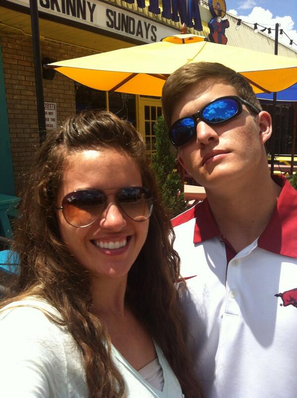 kvaughan10's tweet photo. Home at last! Lunch in Dallas with the fam and now in LR! I've missed this guy @cvaughan10 http://t.co/FTdxG2Lta9