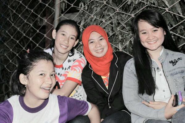 Dede Emalia Emell (@dhemalia) on Twitter photo 