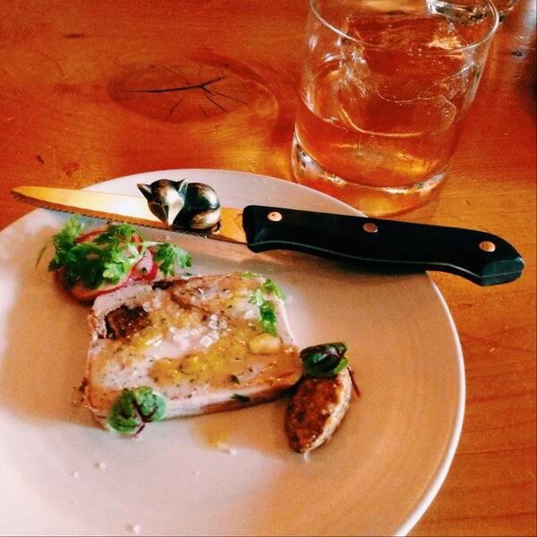 Fox and bunny do SF <a href="/tallnoe/">find me @tallnoe@octodon.social</a> eating all of the things