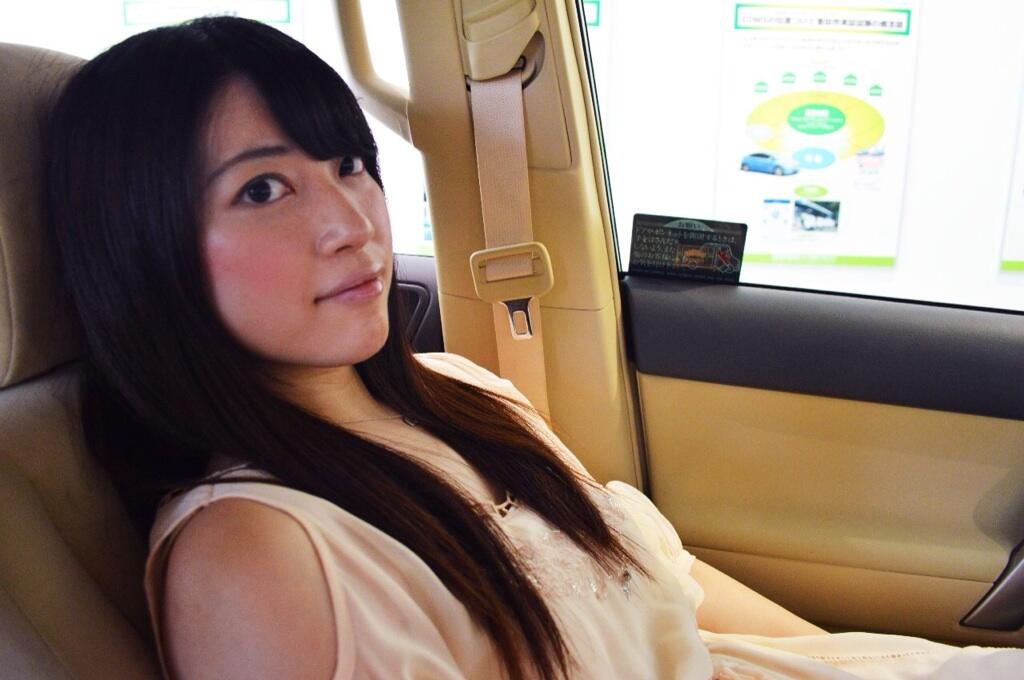 助手席彼女 小泉里奈さん