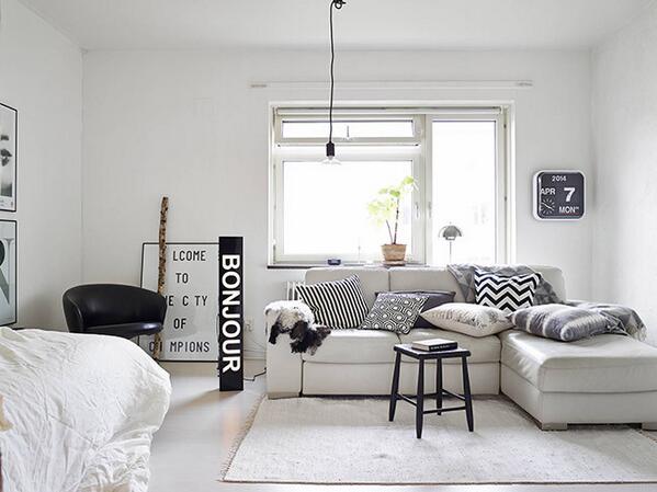 decoesfera's tweet photo. Un apartamento con menos de 40 metros pero mucho estilo http://t.co/YmbVCIsPXe http://t.co/ktSXXhxIZA