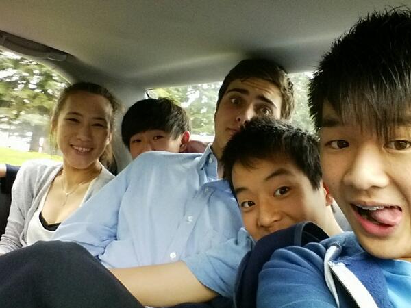 juicetinyeung's tweet photo. Kickin in the back seat, sitting in the back seat, gotta make my mind up, which seat do I take? http://t.co/YOoln5g5hS