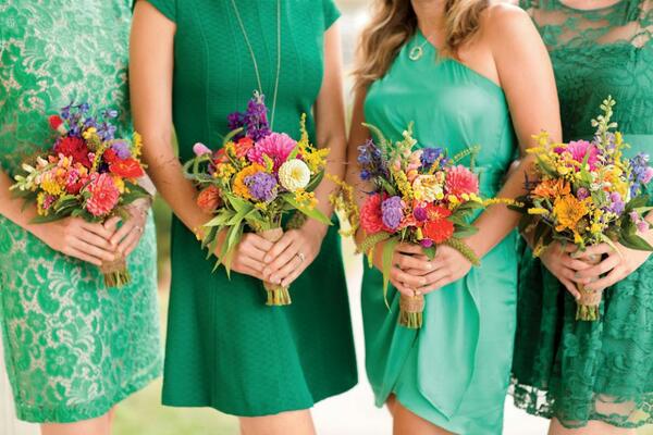 theknot's tweet photo. 10 tips to actually pull off your color palette http://t.co/4oBui8NxxL http://t.co/nKgK8mFAa8