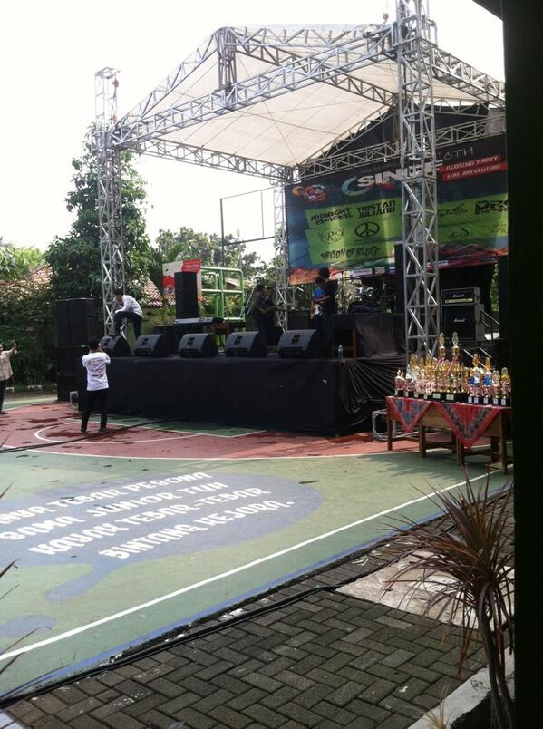 <a href="/LolipopStick/">Lolipop Stick</a> on stagee!!! wohooo